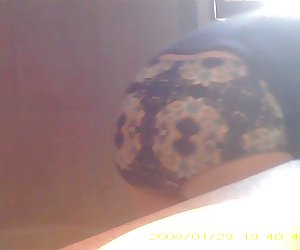 MY MILF TOOTHLESS AUNT TOILET SHOWING NICE ASS 1