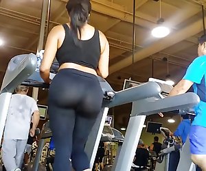 big booty at gym