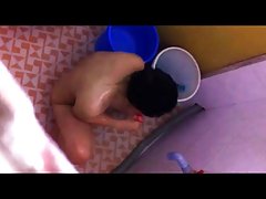 vicky se  lava su conchita