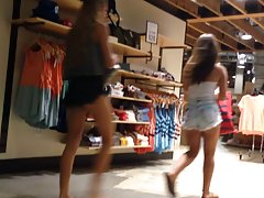 Candid Booty Shopper at Urban Outfitters