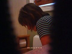 NOT MY AUNT TOOTHLESS toilet READY FOR A # 2 HIDDEN CAM