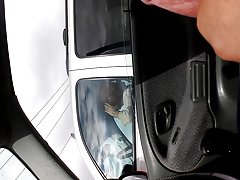 cock flash..sry fastforward to 2:45..