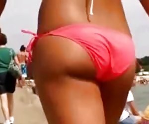 beach ass spy
