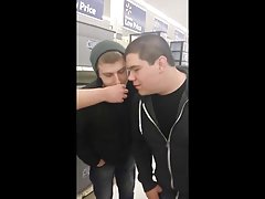 Wisconsin girl fingering in public toilet and ... - nicolo33