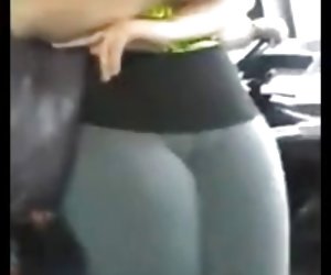 Wowzers! Take a Look at dat Buff Bay!