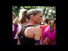 Blonde Jogger With Amazing Ass