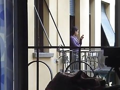 She Desperately Wanna See It Again