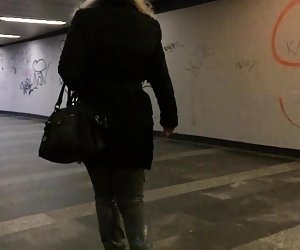 cum behind girls in public 08