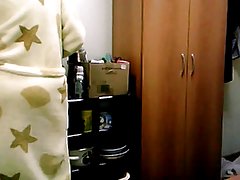 Teen room spy cam (voyeur)